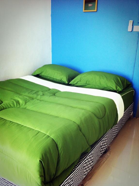 Lemon Tree Motel Сурат-Тхані Екстер'єр фото